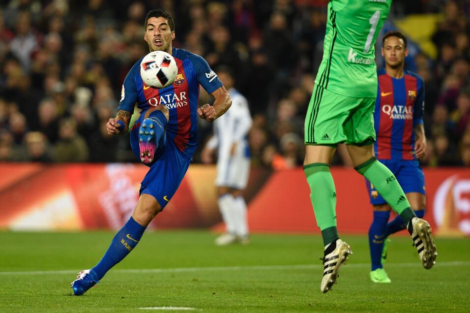 Los azulgranas golearon 5-2 a la Real Sociedad y el Barça consiguió su p...