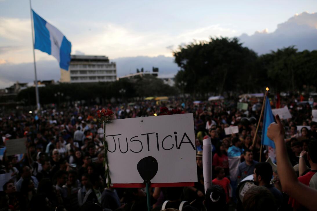 Indignación en Guatemala: "Las niñas no se tocan, queman, violan, matan....