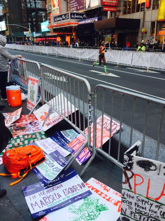 Piden justicia para los 43 estudiantes de magisterio