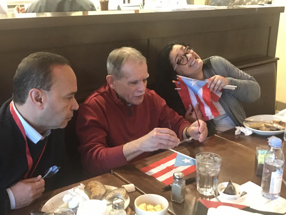 Las primeras imágenes de Oscar López al salir de prisión después de 35 a...