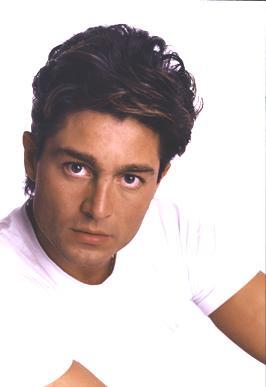 Resultado de imagen de imagenes lindas de fernando colunga cuando jovencito