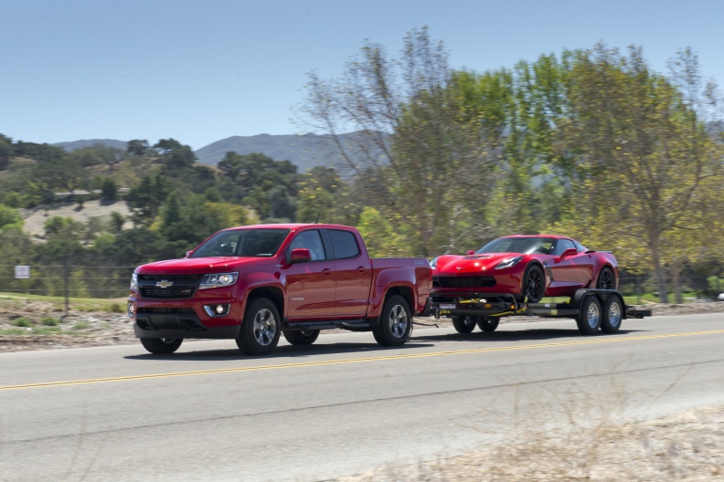 La Colorado diesel 2016 remolca al Chevrolet Corvette Z06