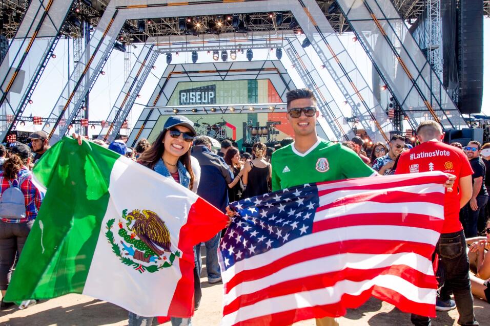 'RiseUp As One': un concierto histórico en la frontera reivindica un mom...