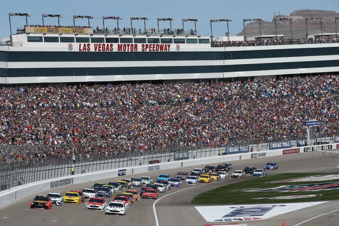 Las Vegas recibió a la Nascar entre la belleza, un día soleado y una pel...