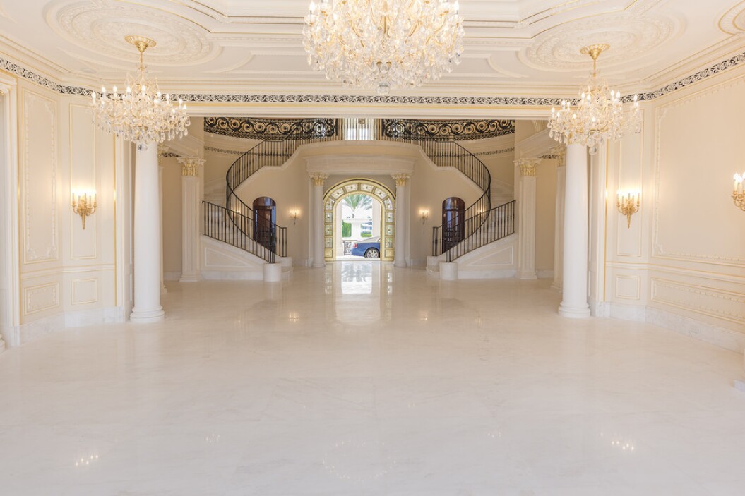 La residencia ubicada en Broward está a la venta por unos $159 millones...