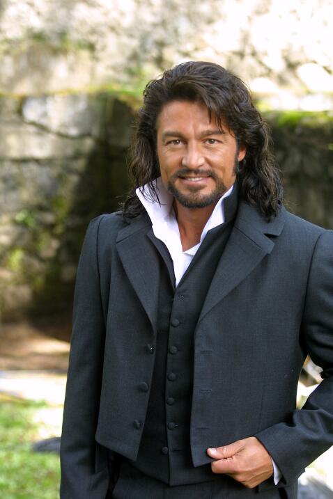 Fernando colunga novelas