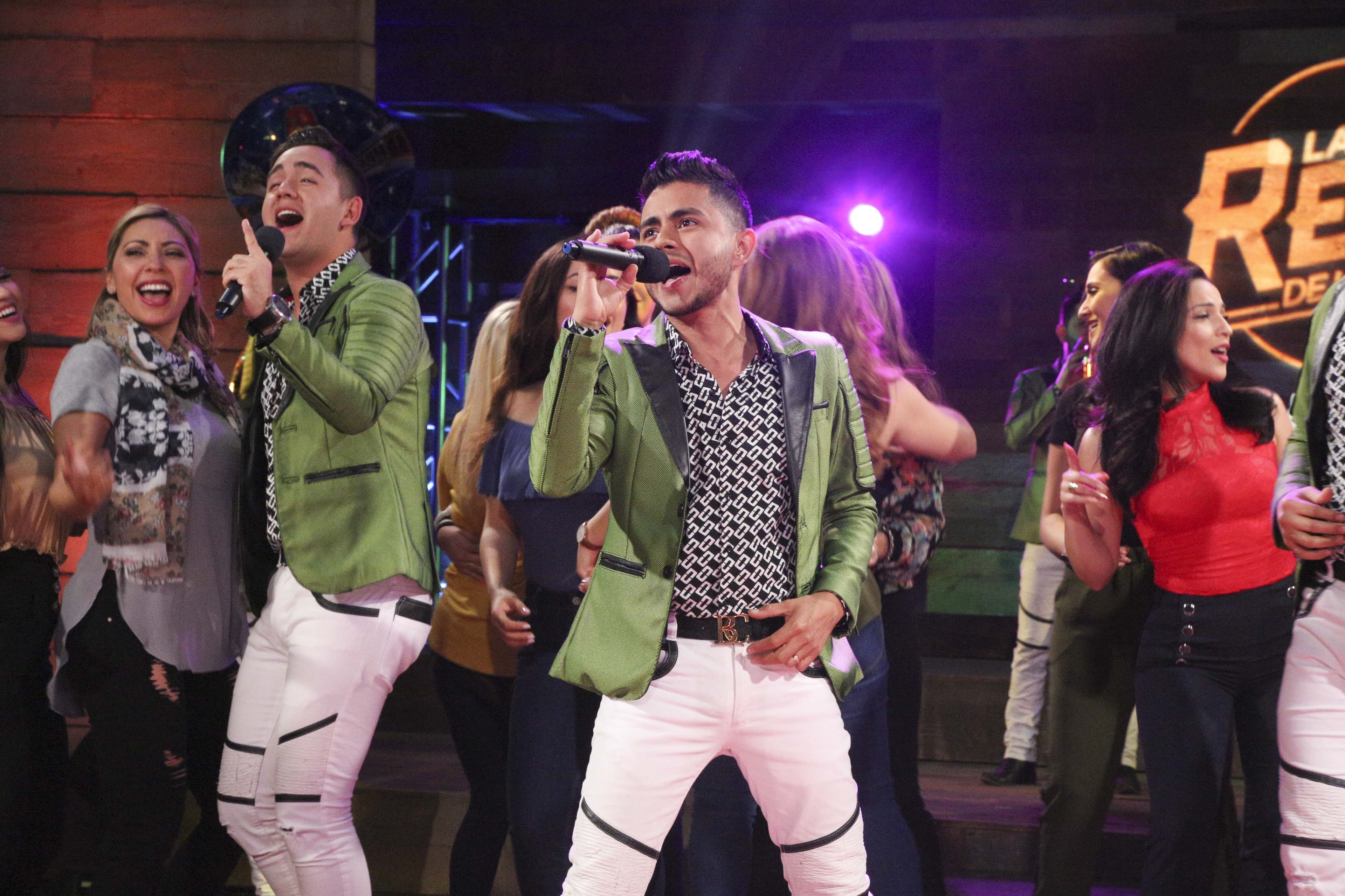 fotos la banda carnaval puso a bailar a las chicas univision fotos la banda carnaval puso a bailar a las chicas univision