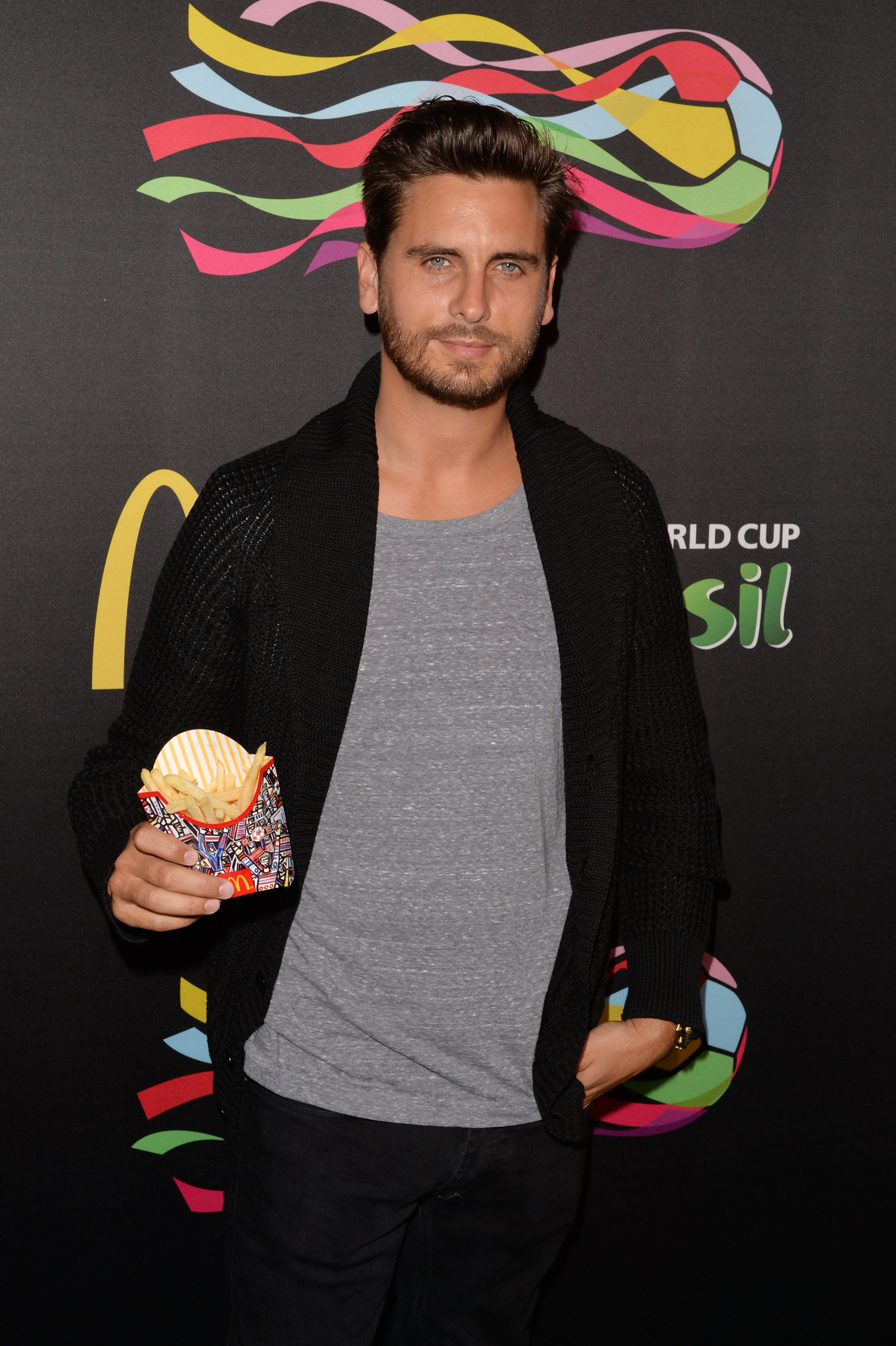 Scott Disick mantiene una relación con una modelo de 20 ...