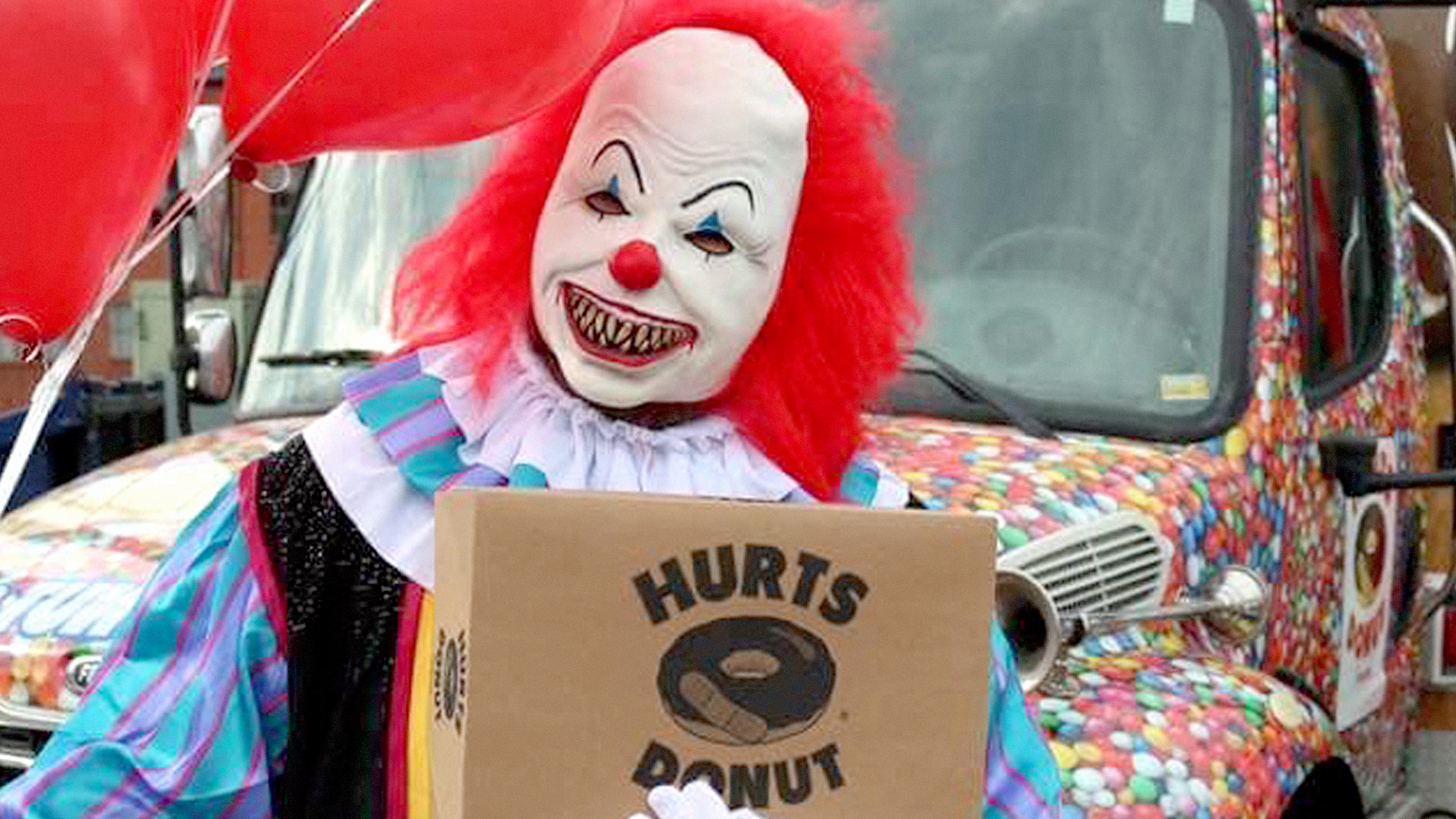 Este payaso aterroriza a algunos en Houston cuando sale a