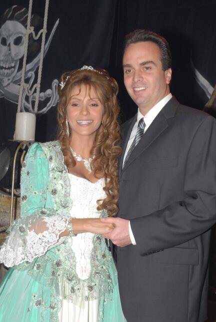 Daniela Castro y Gustavo Díaz Ordaz