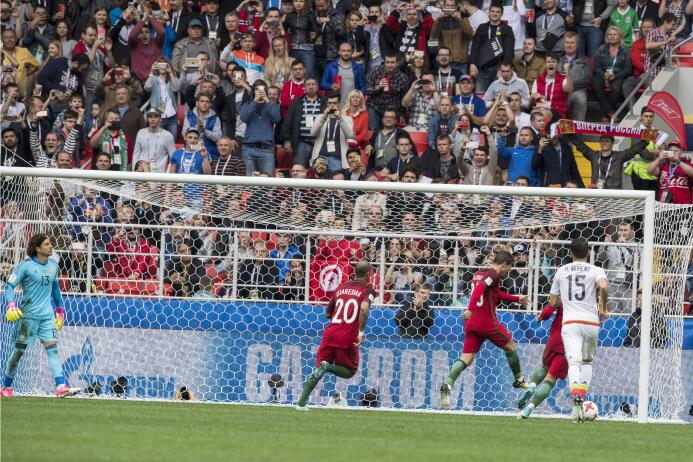 Portugal venció a México y le dejó en el cuarto lugar de la Copa Confede...