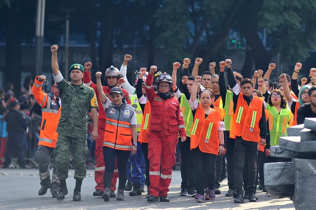 Fotos: Desfile por el Día de Muertos en Ciudad de México rinde homenaje...