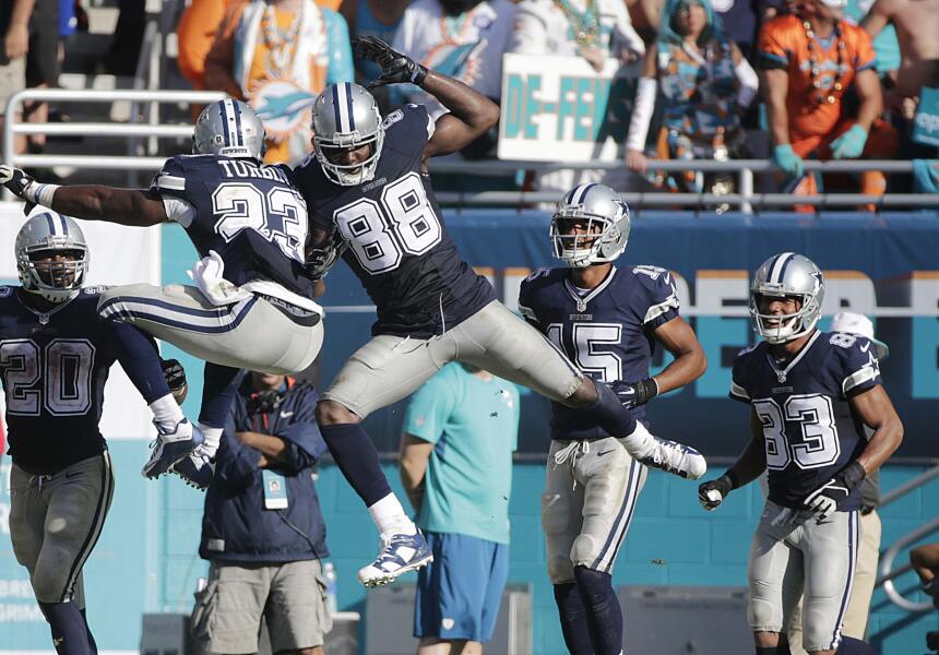 En su regreso a los emparrillados Tony Romo logró la victoria para los C...
