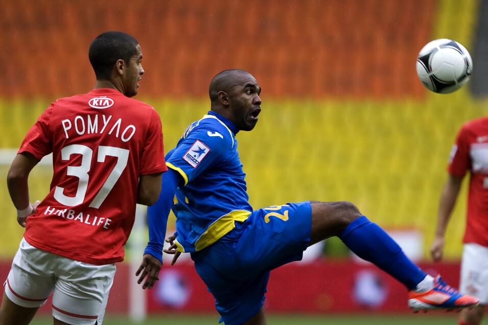 Newcastle, sin Benítez en el banquillo, suma su primer triunfo a domicil...