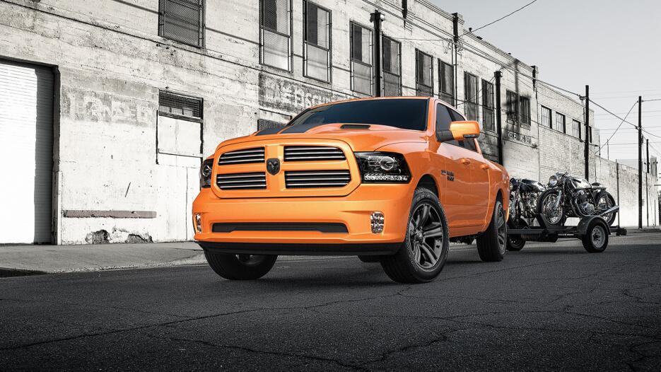 Esta es la Ram 1500 Ingnition Orange Sport 2017 ram-la-auto-show-trucks-...