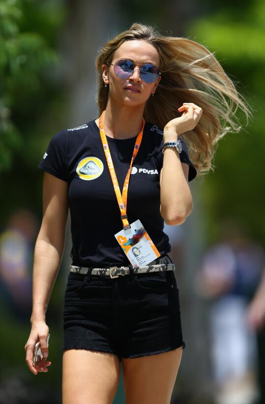 Carmen Jordá, la piloto que es una sensual diva en el universo de la Fór...
