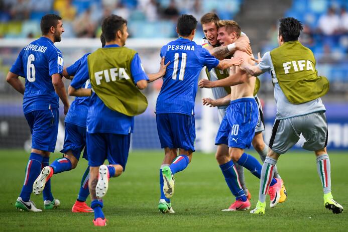 Italia le remontó a Zambia y se metió en las semifinales del Mundial Sub...