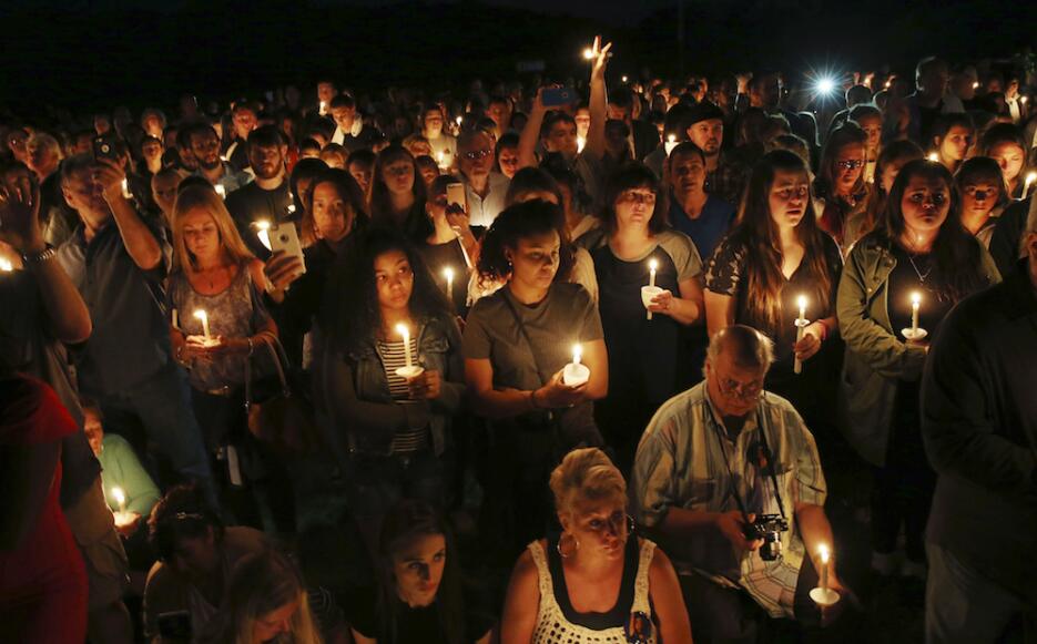 Rinden homenaje póstumo a Christina Grimmie en Nueva Jersey homenaje-gri...