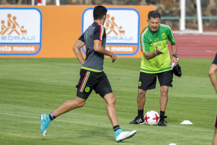 Con presencia de la afición, el Tri comenzó su preparación para la jorna...