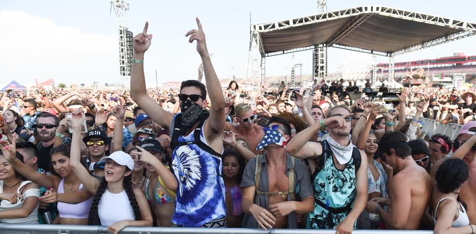 Celebración del Hard Summer Music Festival en Fontana, sur de California