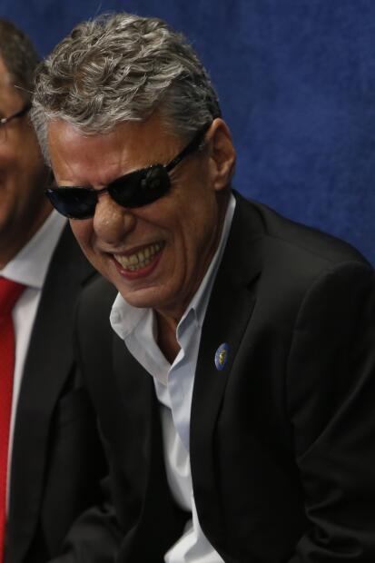 <b>CHICO BUARQUE (2)</b> - Mejor Álbum Música Popular Brasileña: 'Caravanas'; Mejor Canción en Lengua Portuguesa: ‘As caravanas’.