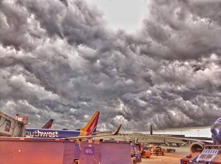 Usuarios de Univision Chicago comparten fotos de las fuertes lluvias reg...