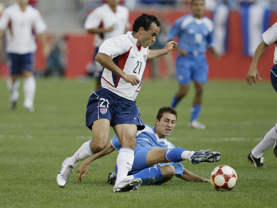 El hierro que mata el fútbol: Jugadores asesinados a sangre fría GettyIm...
