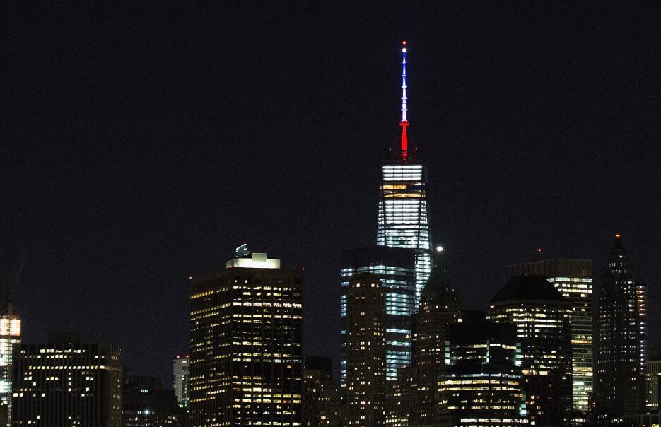 Los edificios del Empire State y el One World Trade Center se han unido...
