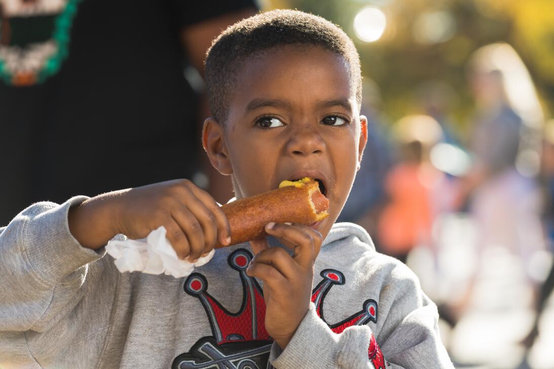 Fletcher’s Corny Dogs celebra 75 años, nuevos shows y otras curiosidades...