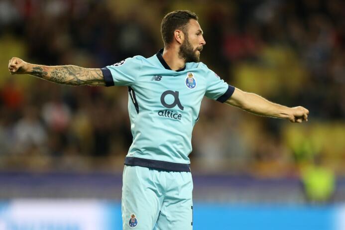 Porto sorprendió al Mónaco con gol mexicano en Champions y los cuatro de...