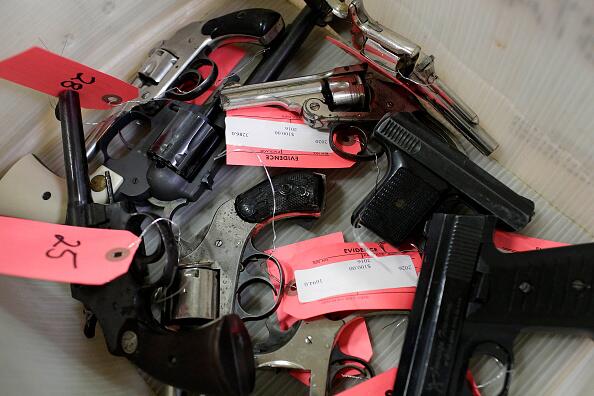 Colectan más de 150 pistolas este fin de semana en Chicago