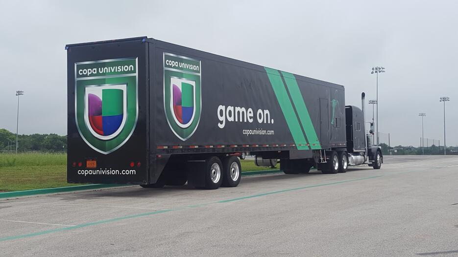 Así se vivió la Copa Univision Dallas Truck%20Back.jpg