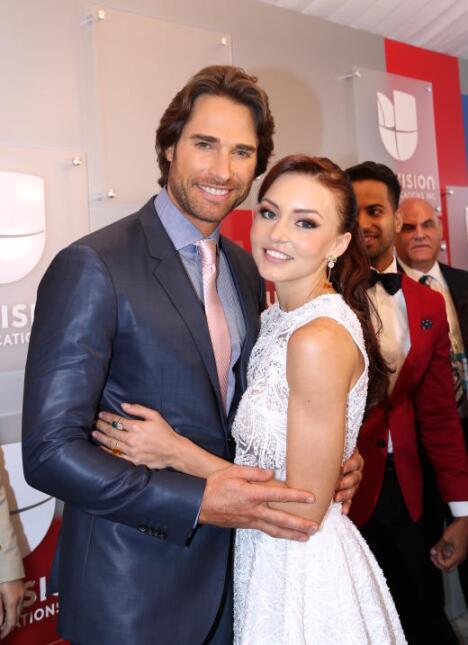 Los amores de telenovela de Sebastián Rulli - Univision