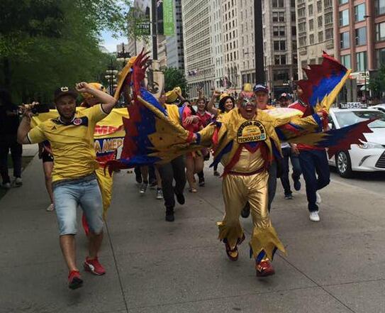 Fanáticos de la selección de Colombia se reunieron en la Michigan Avenue...
