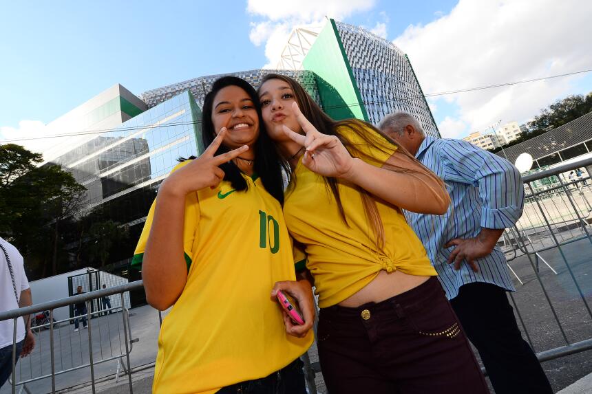 Las bellezas del Brasil vs. México