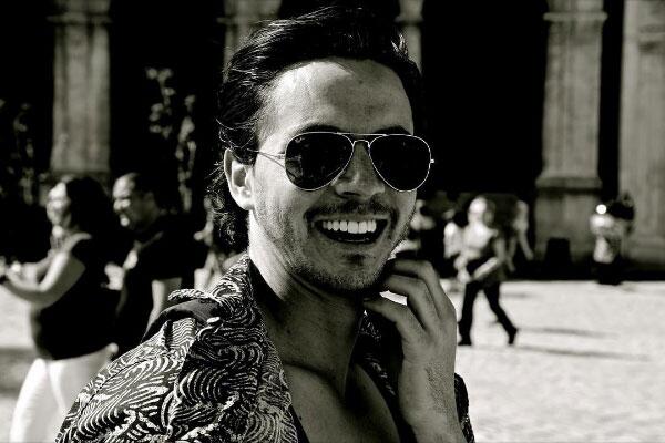 Alfredo Gatica te robó suspiros en ‘Tres Veces Ana’ - Univision