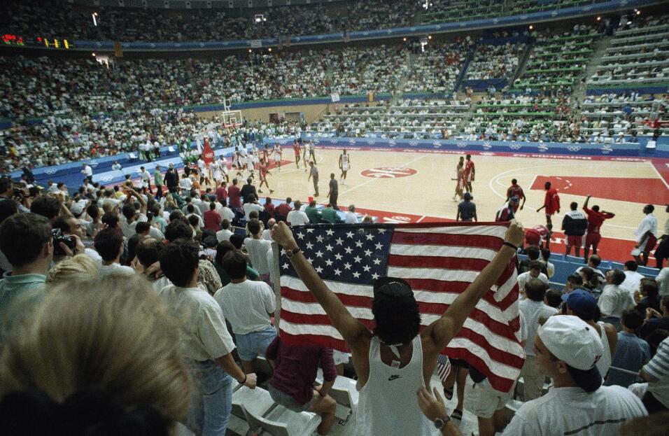 Todo comenzó cuando USA Basketball cambió su proceso de selección de jug...