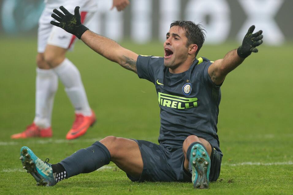 Con 31 años, el italiano Eder dejaría el Inter de Mil&aacu...