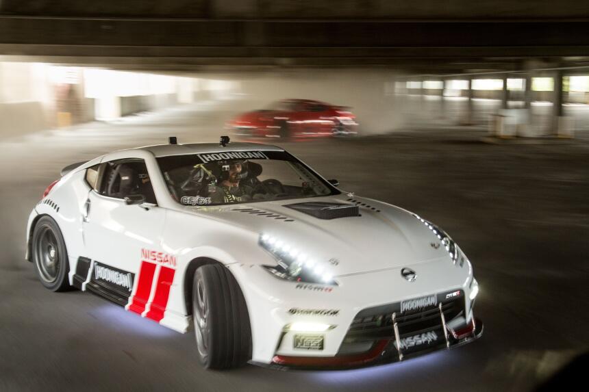 Dos unidades del modelo 370z han hecho de las suyas en la víspera del Bl...