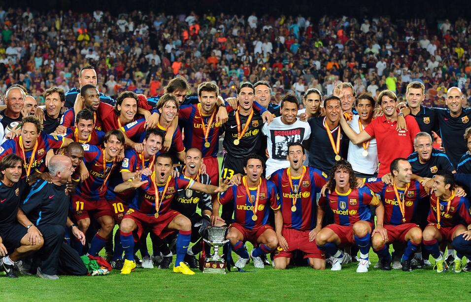 Real Sociedad golea al Atlético de Madrid y acerca al Barcelona al títul...