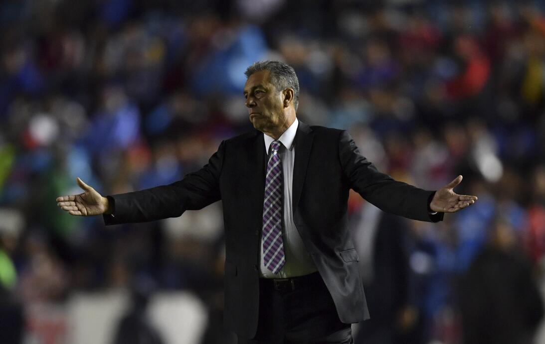 Tomás Boy y otros técnicos polémicos en el mundo del fútbol GettyImages-...