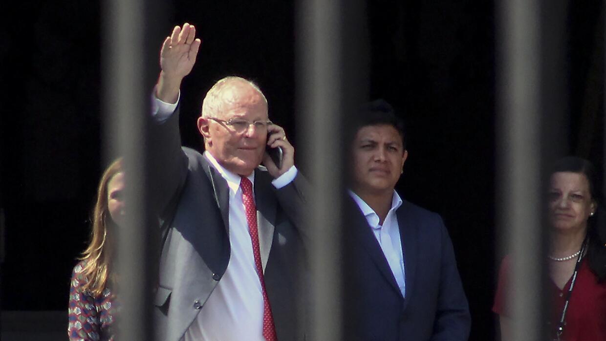 Resultado de imagen para pedro pablo kuczynski renuncia