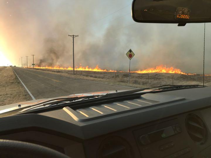 Incencios en el Medio Oeste afectan a varios condados de Texas C6RjjuZUo...