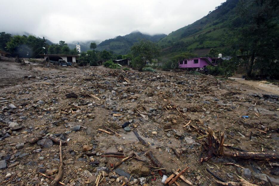 Destrucción tras el paso de Earl por México