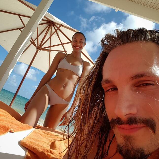 Zoe Saldaña