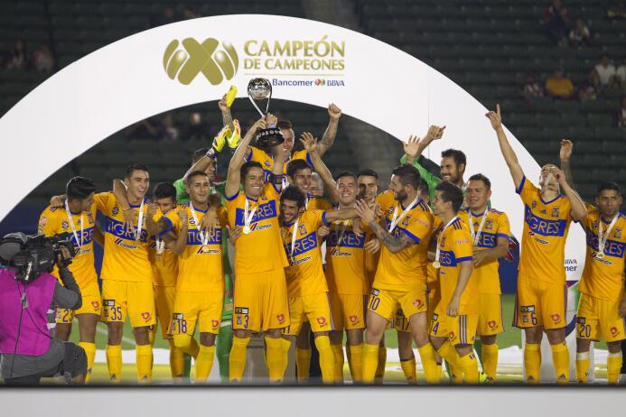 Tigres se tomó revancha de Chivas y se quedó con el titulo del Campeón d...