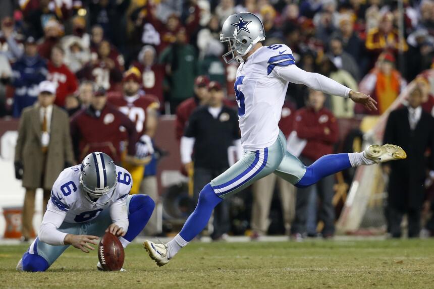 Con patada de 54 yardas, los Cowboys ganan el partido 19 a 16 a Washington