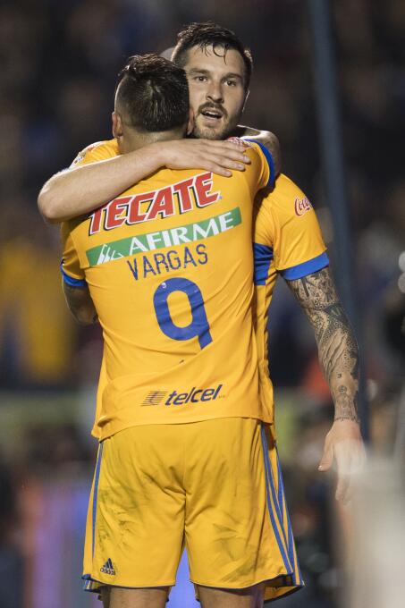 En fotos: Con polémica y lluvia de goles los Tigres derrota al Pachuca 2...