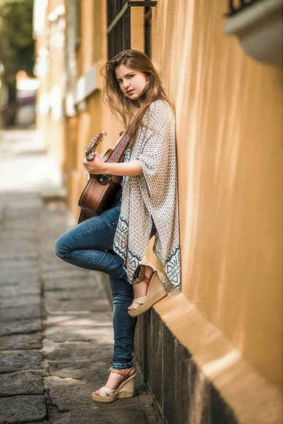 daniela aedo la protagonista de carita de ángel anda enamorada y